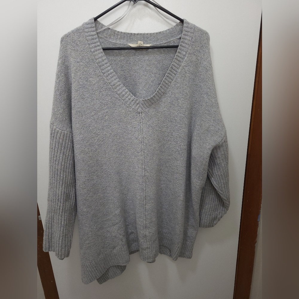 Grey sweater